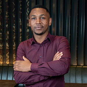 Ayabonga Mnobeni
